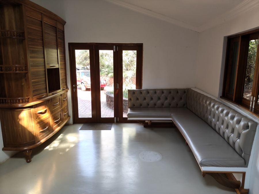 5 Bedroom Property for Sale in Broederstroom North West